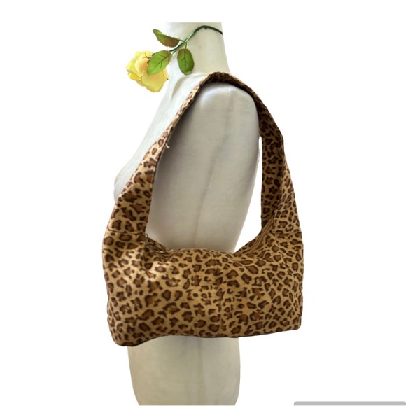 Neiman Marcus Handbags - NWT Neimans Marcus Leopard Shoulder Bag